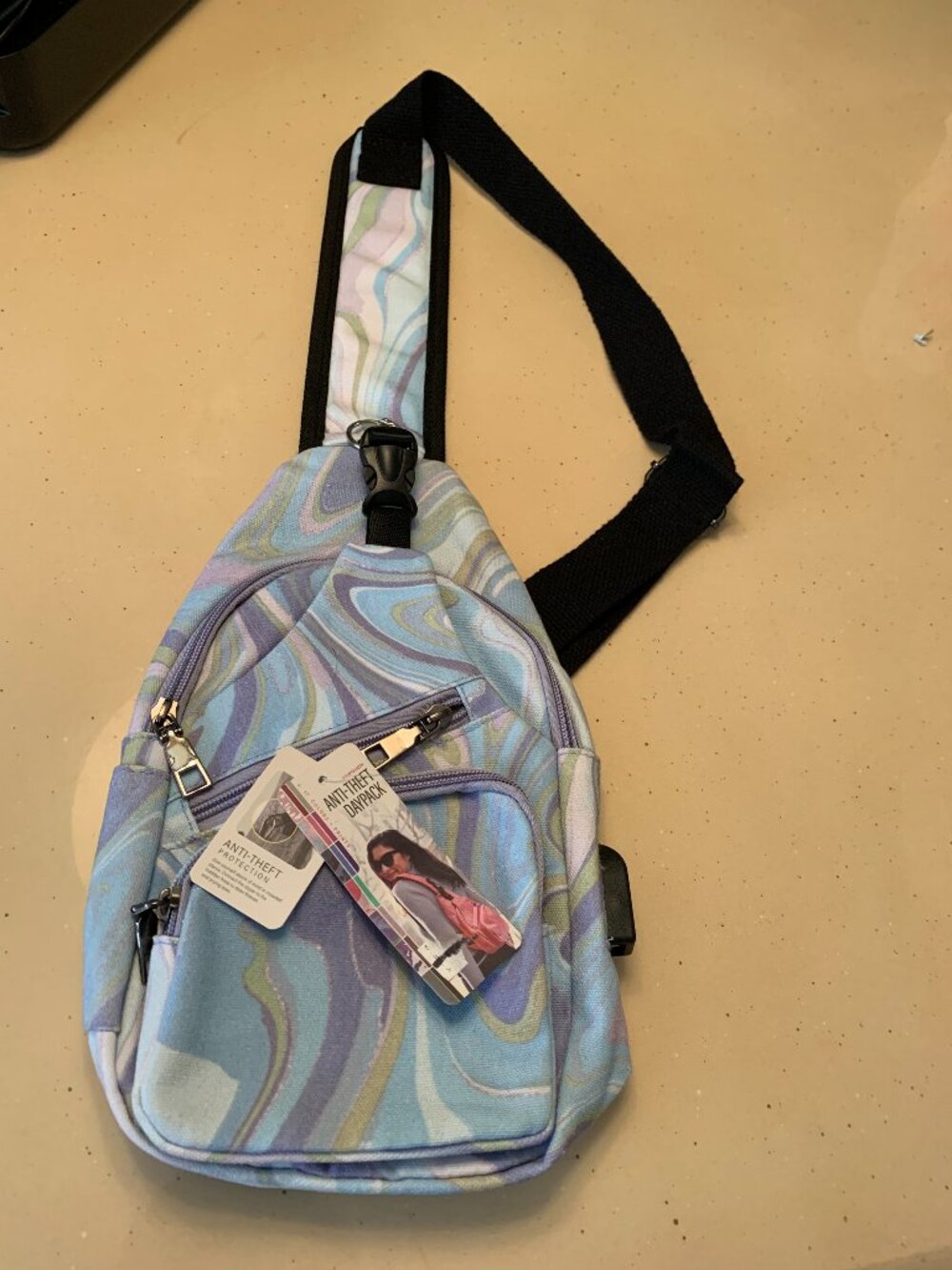 NUPOUCH  ANTI-THEFT DAYPACK NWT